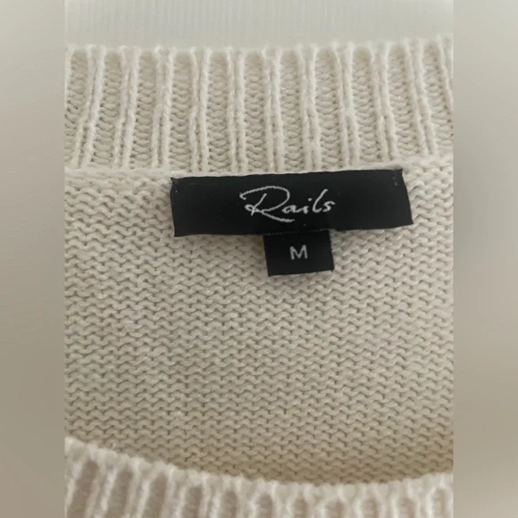 Rails size medium sweater. Absolutely adorable - Picture 2 of 3